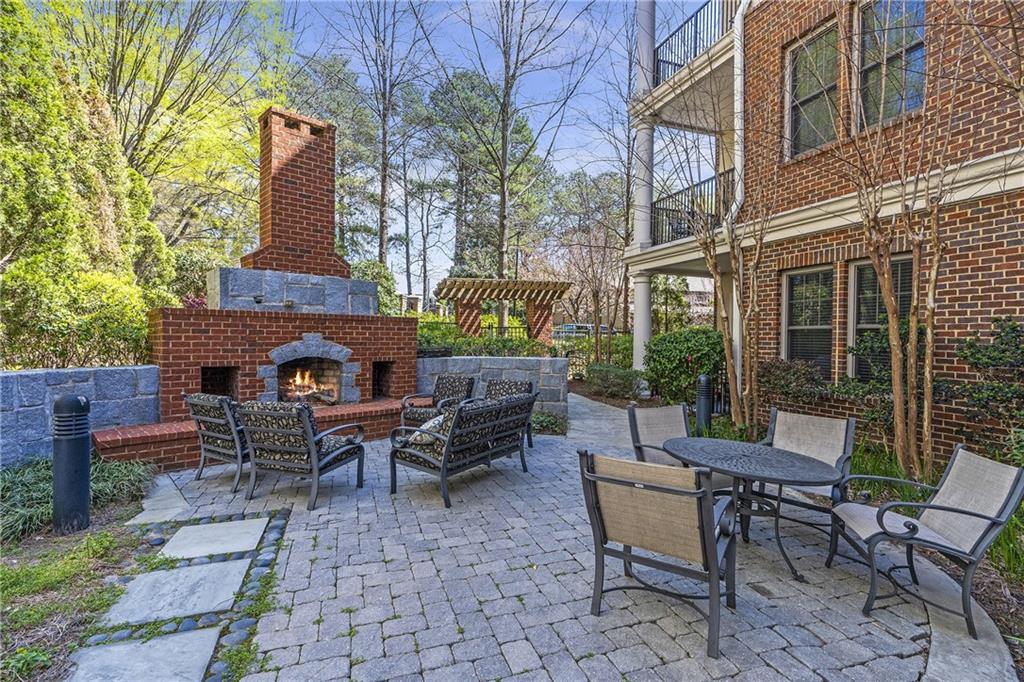 3621 Vinings Slope SE Unit 3204