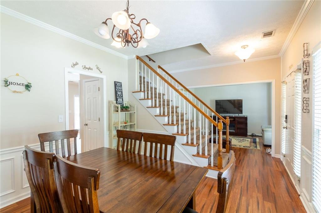 922 Heartwood Circle