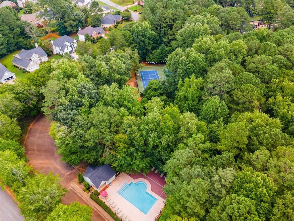922 Heartwood Circle
