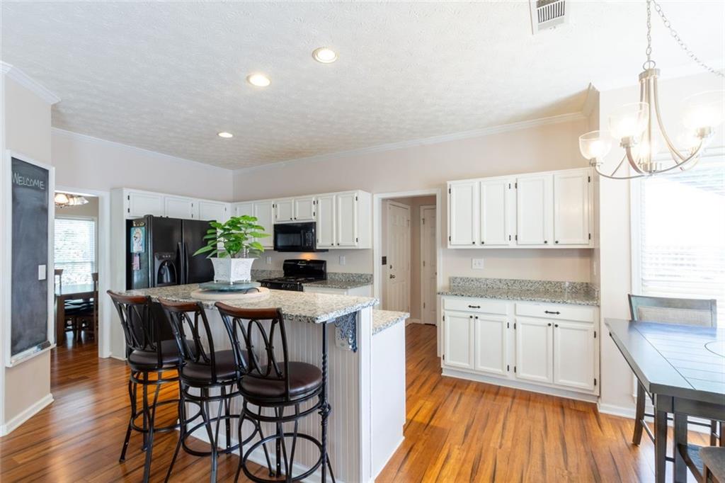 922 Heartwood Circle