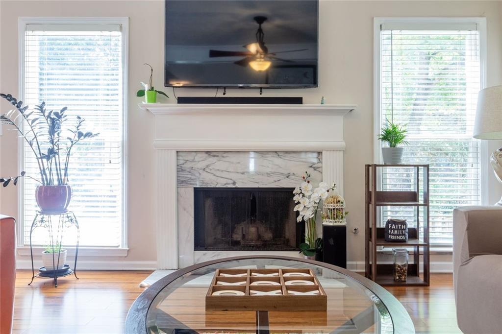 922 Heartwood Circle