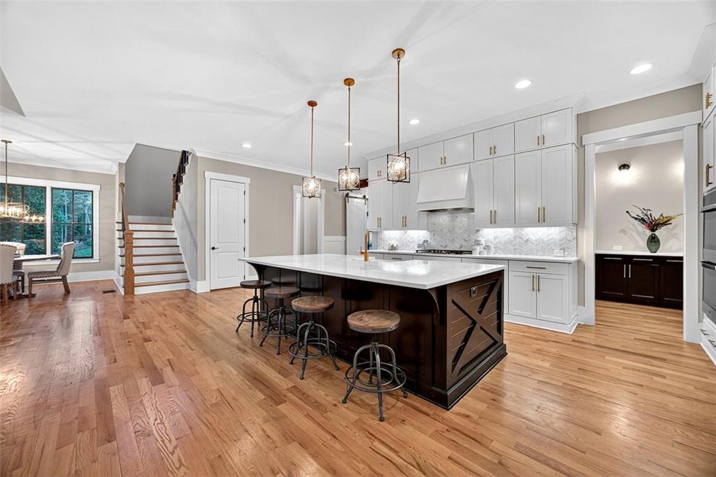 2200 Ellis Mountain Drive SW