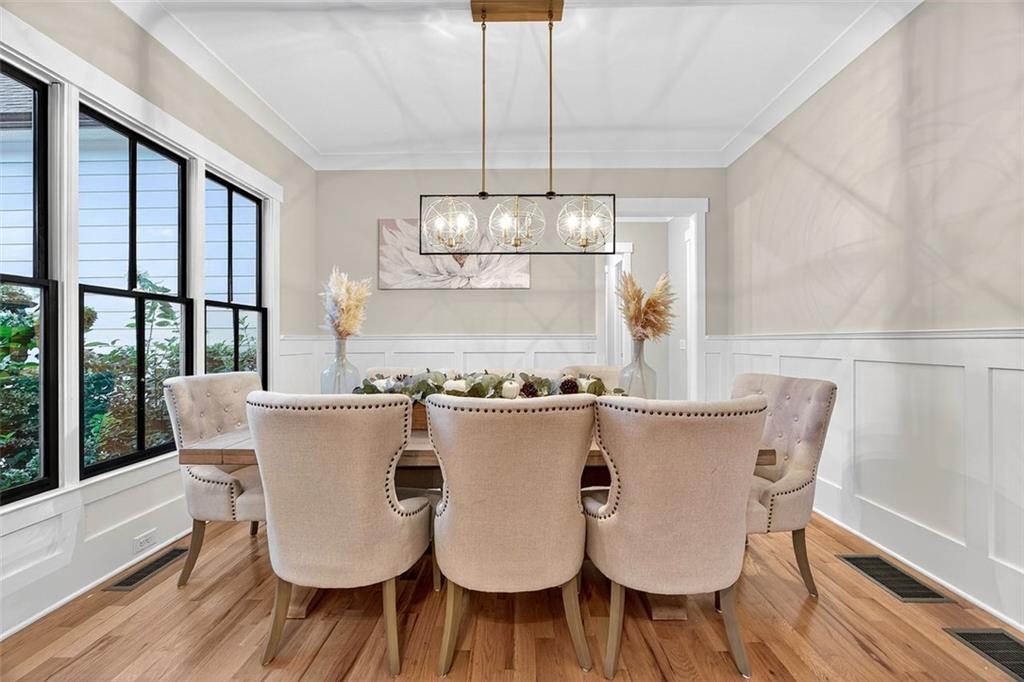 2200 Ellis Mountain Drive SW