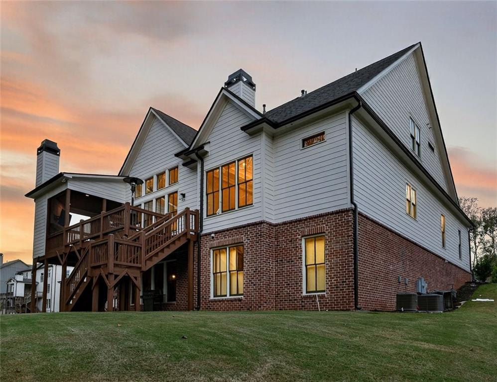 2200 Ellis Mountain Drive SW