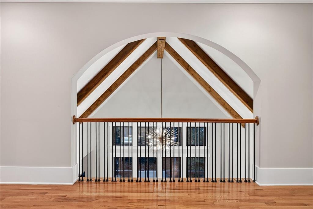 2200 Ellis Mountain Drive SW