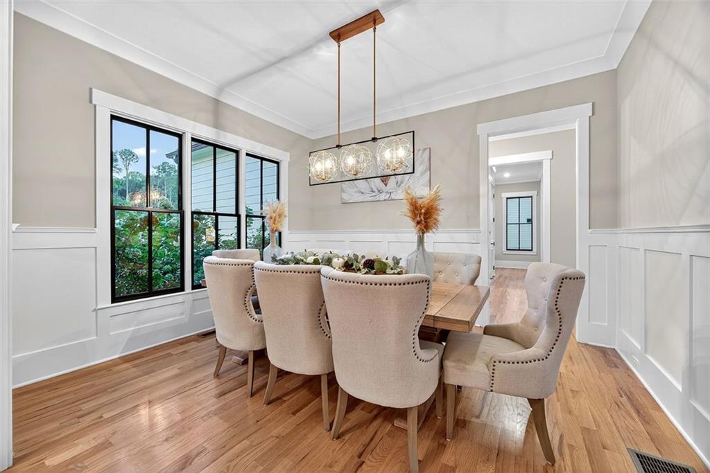 2200 Ellis Mountain Drive SW