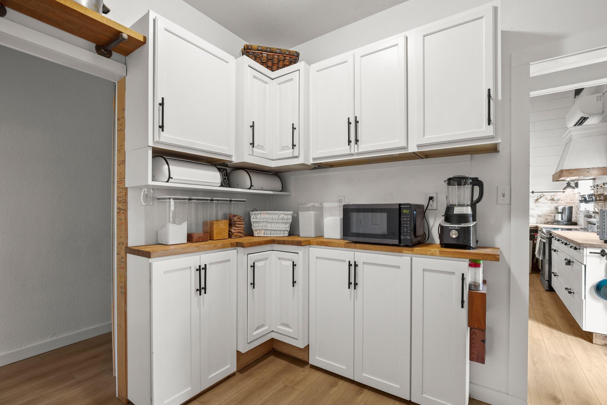 320 Pecan 3 BR