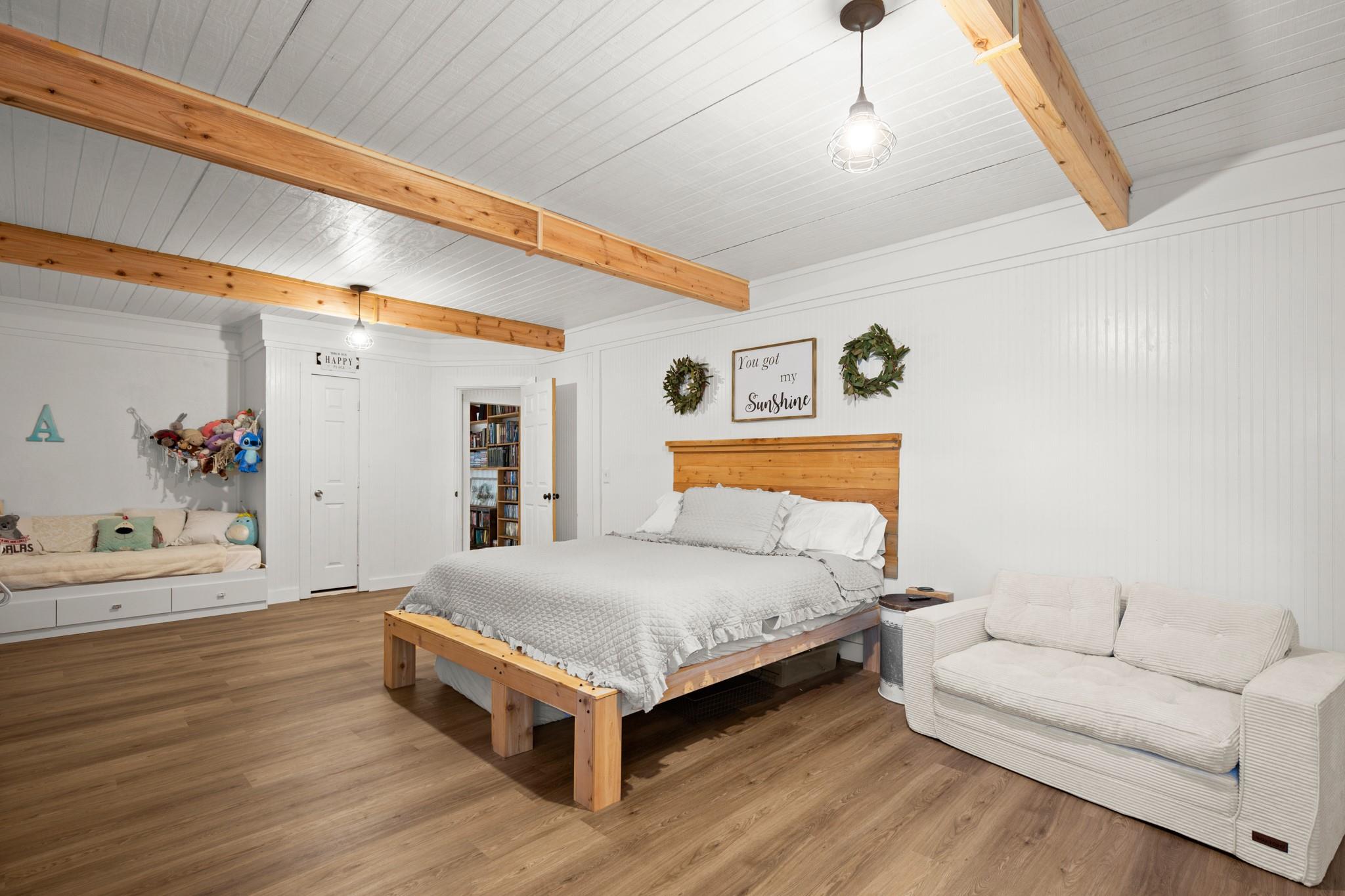 320 Pecan 3 BR