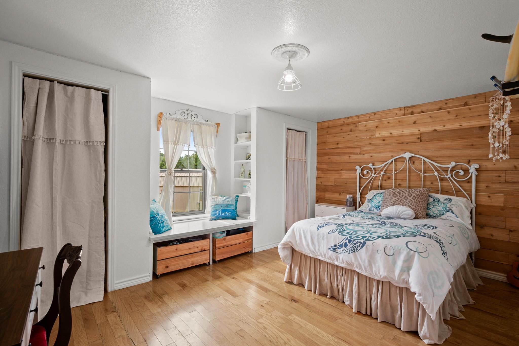 320 Pecan 3 BR