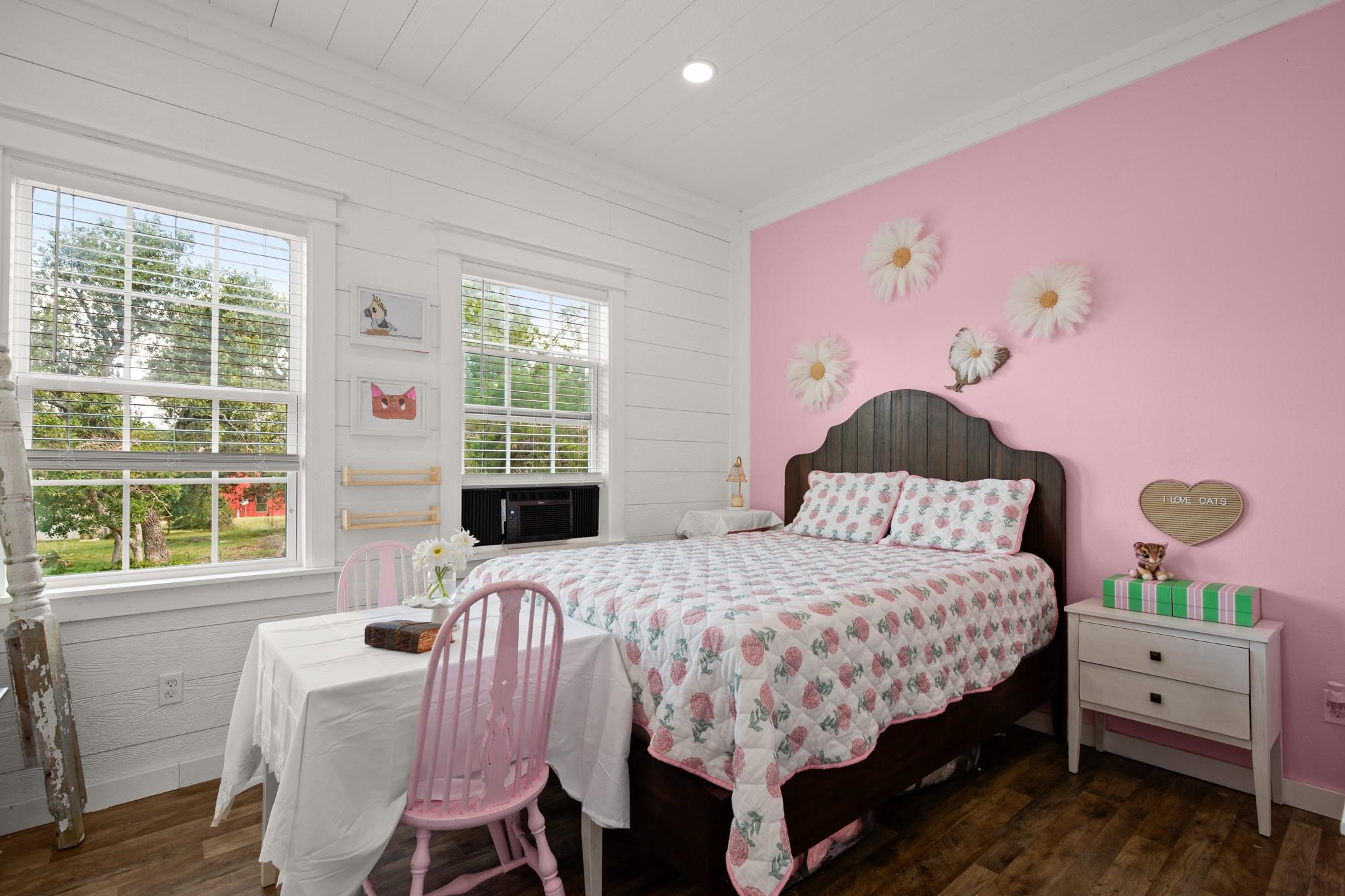 320 Pecan 3 BR