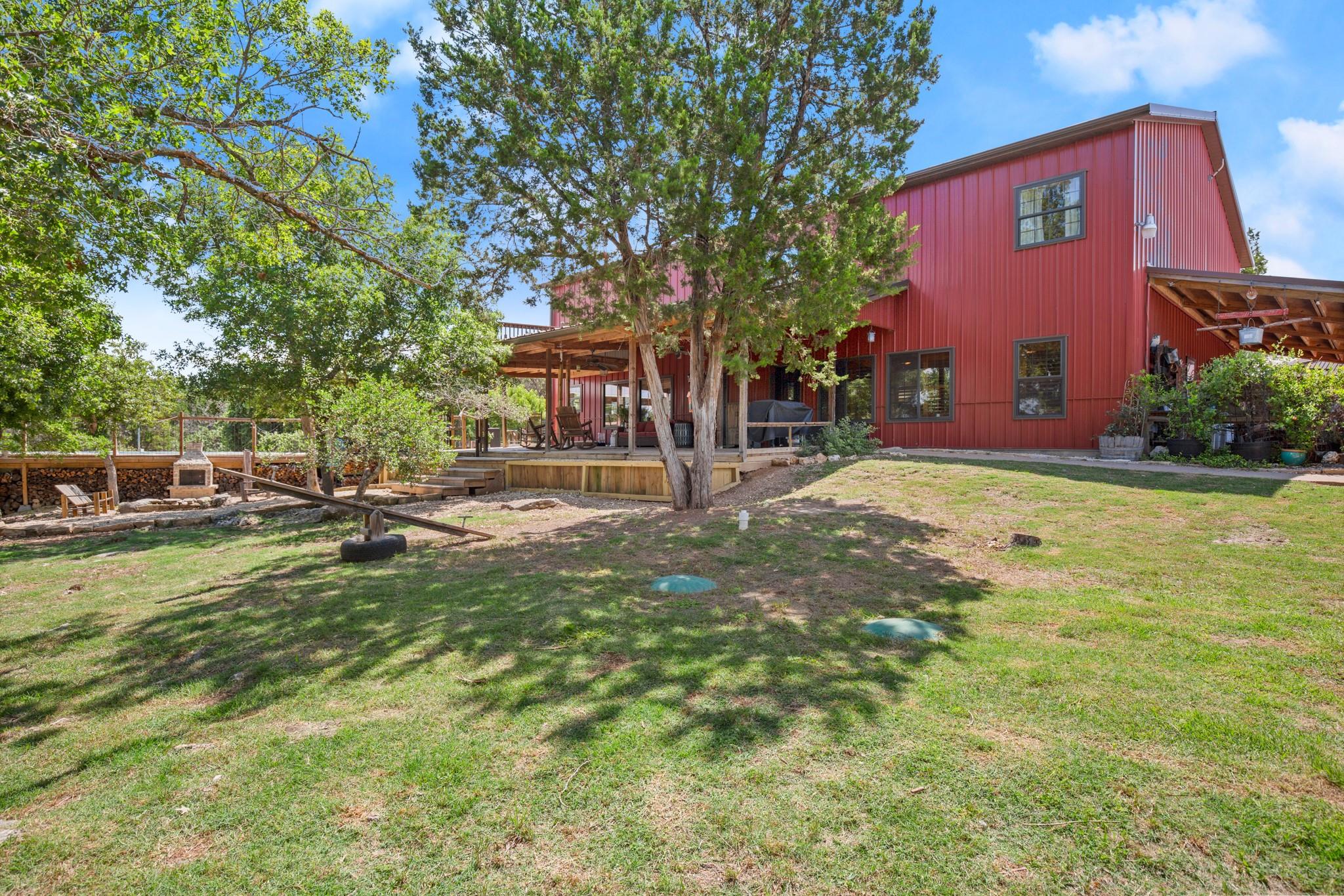 320 Pecan 3 BR