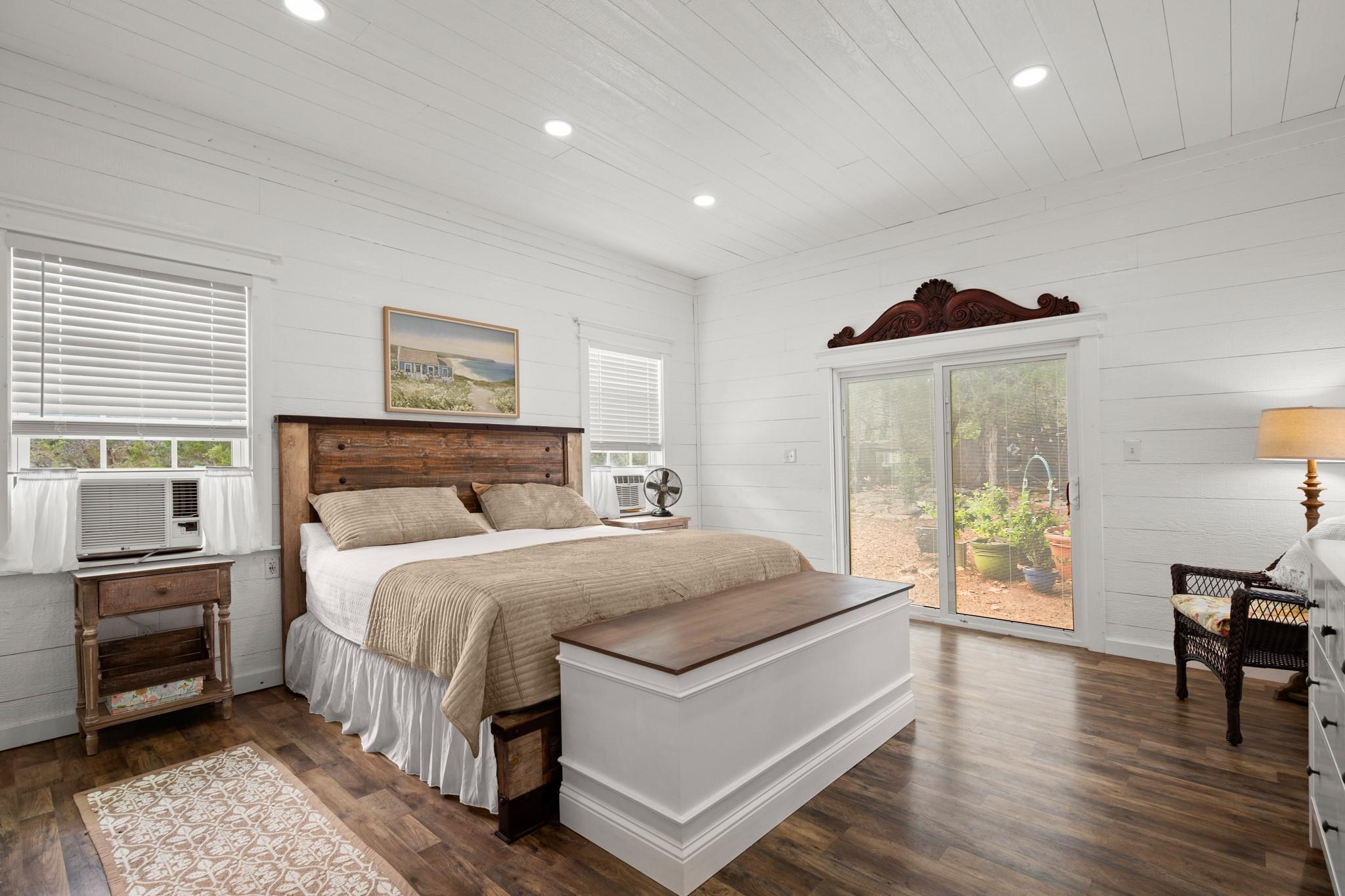 320 Pecan 3 BR