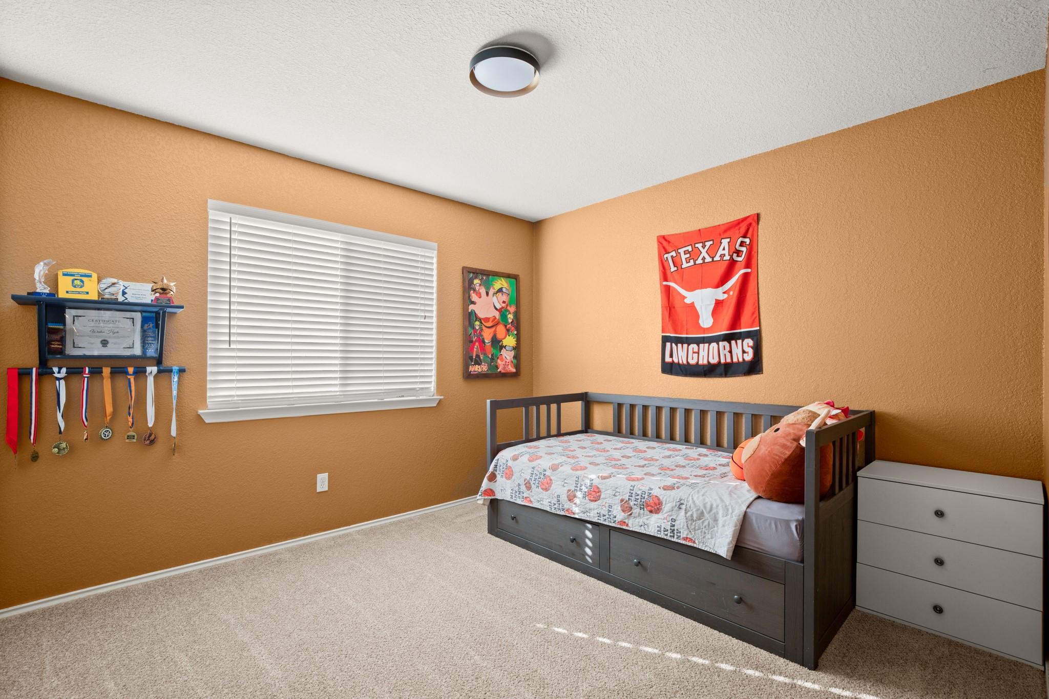 12305 Kelton DR