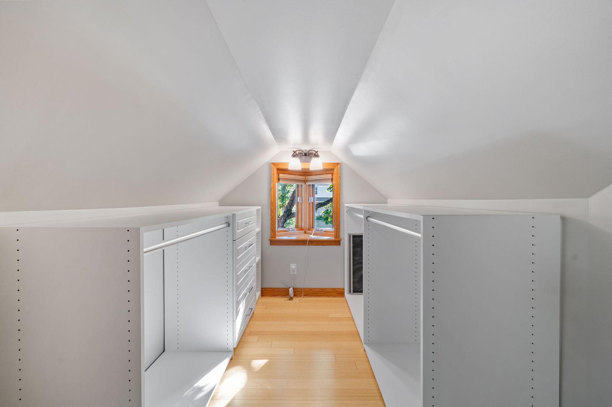 2644 Hampshire Avenue S