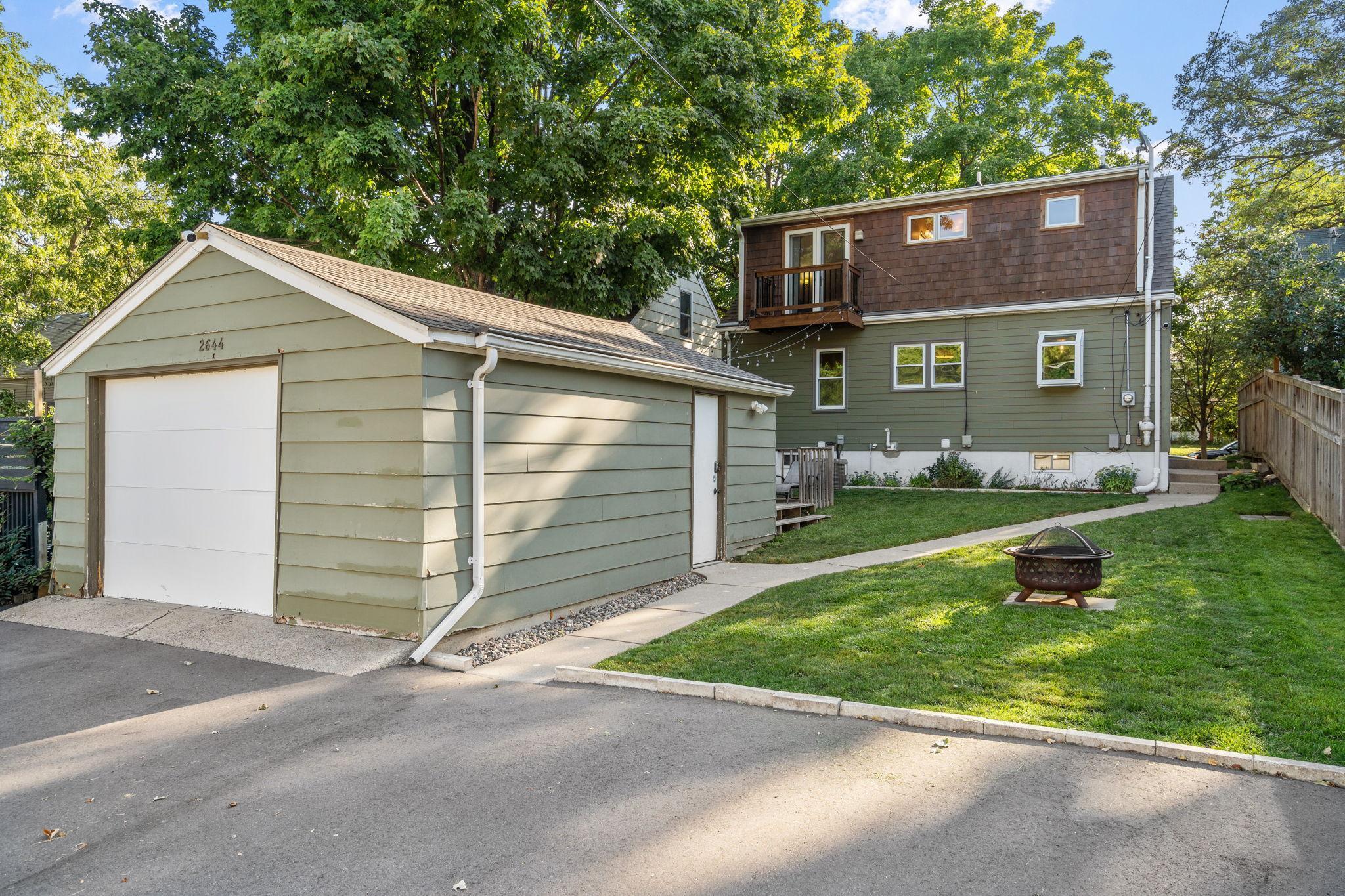 2644 Hampshire Avenue S