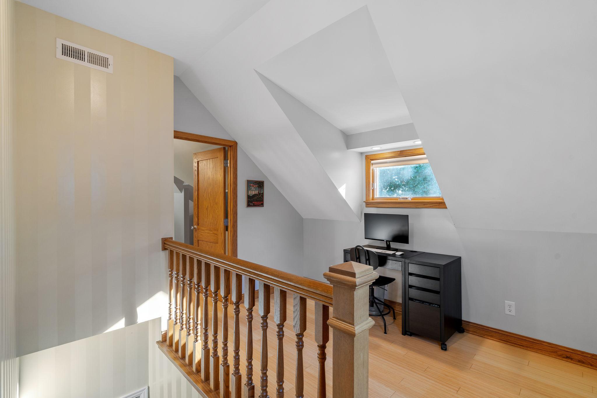 2644 Hampshire Avenue S