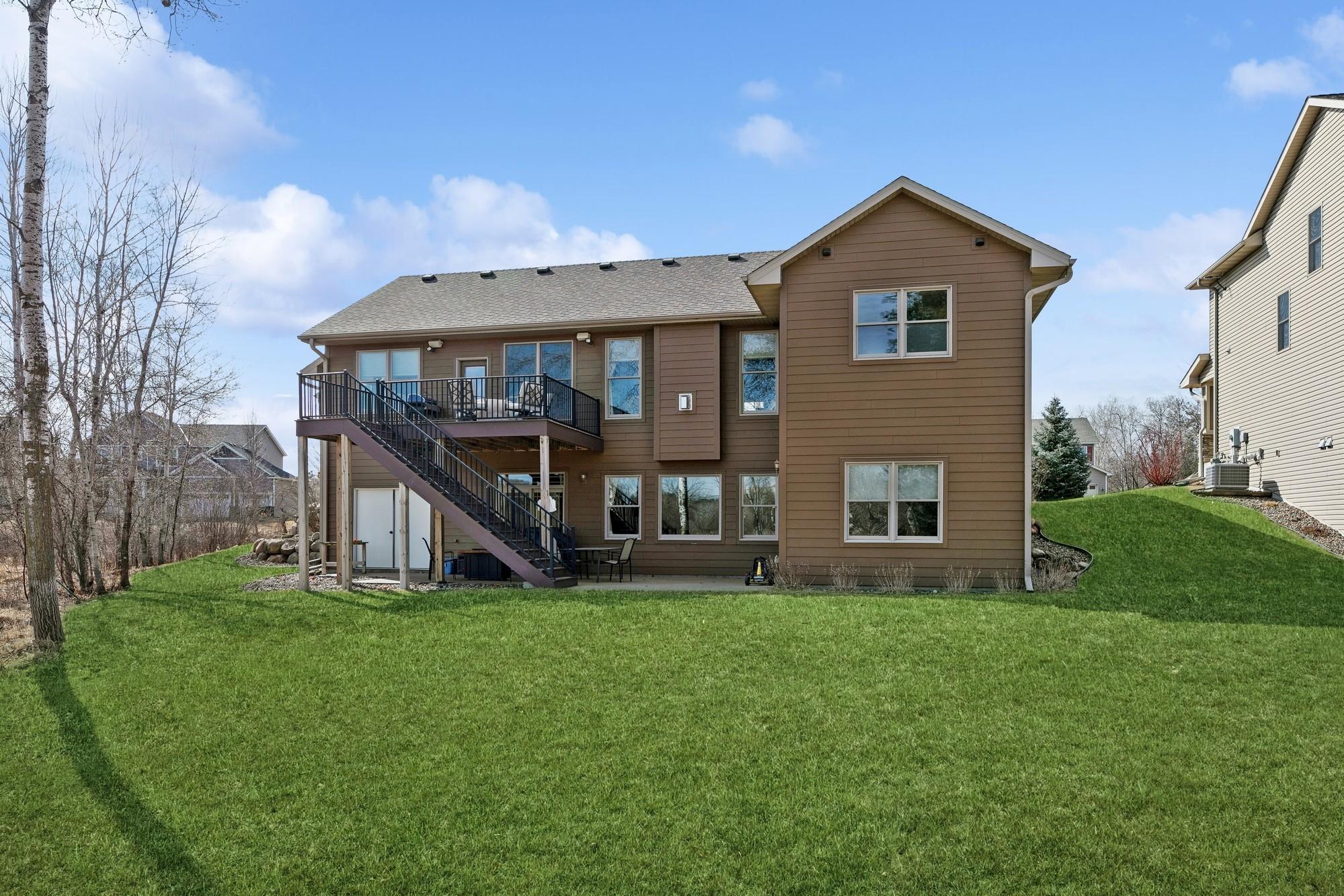 7521 163rd Avenue NW