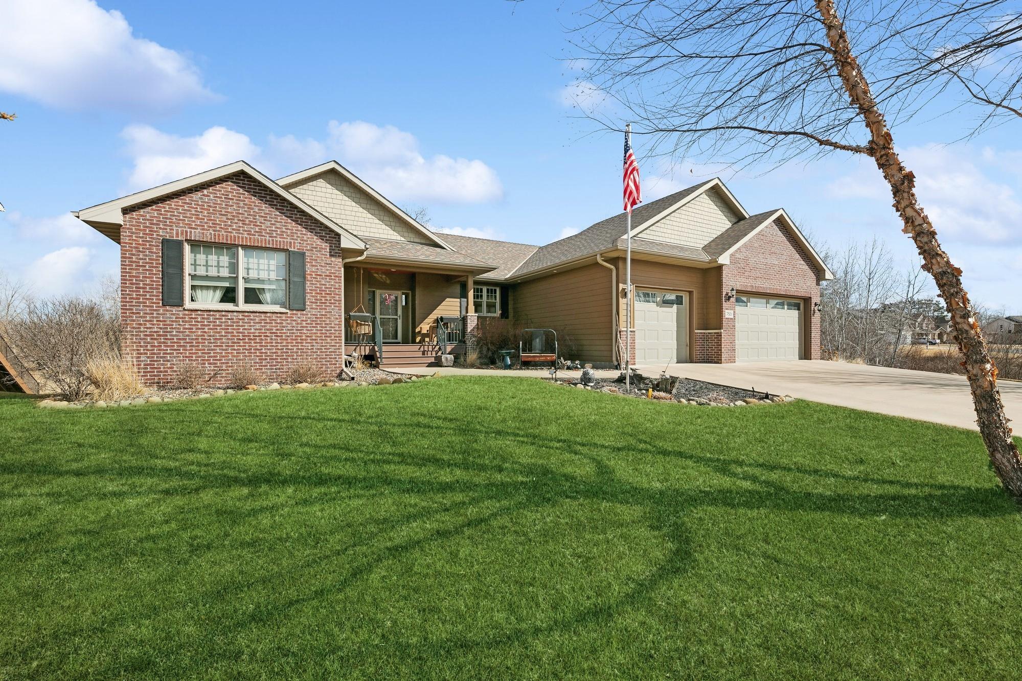 7521 163rd Avenue NW