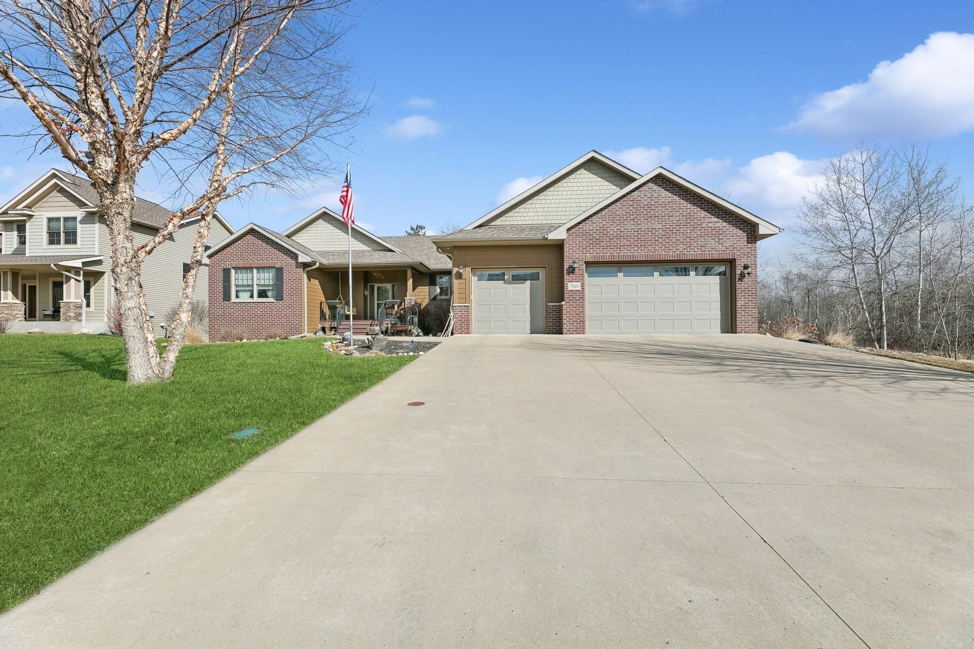 7521 163rd Avenue NW