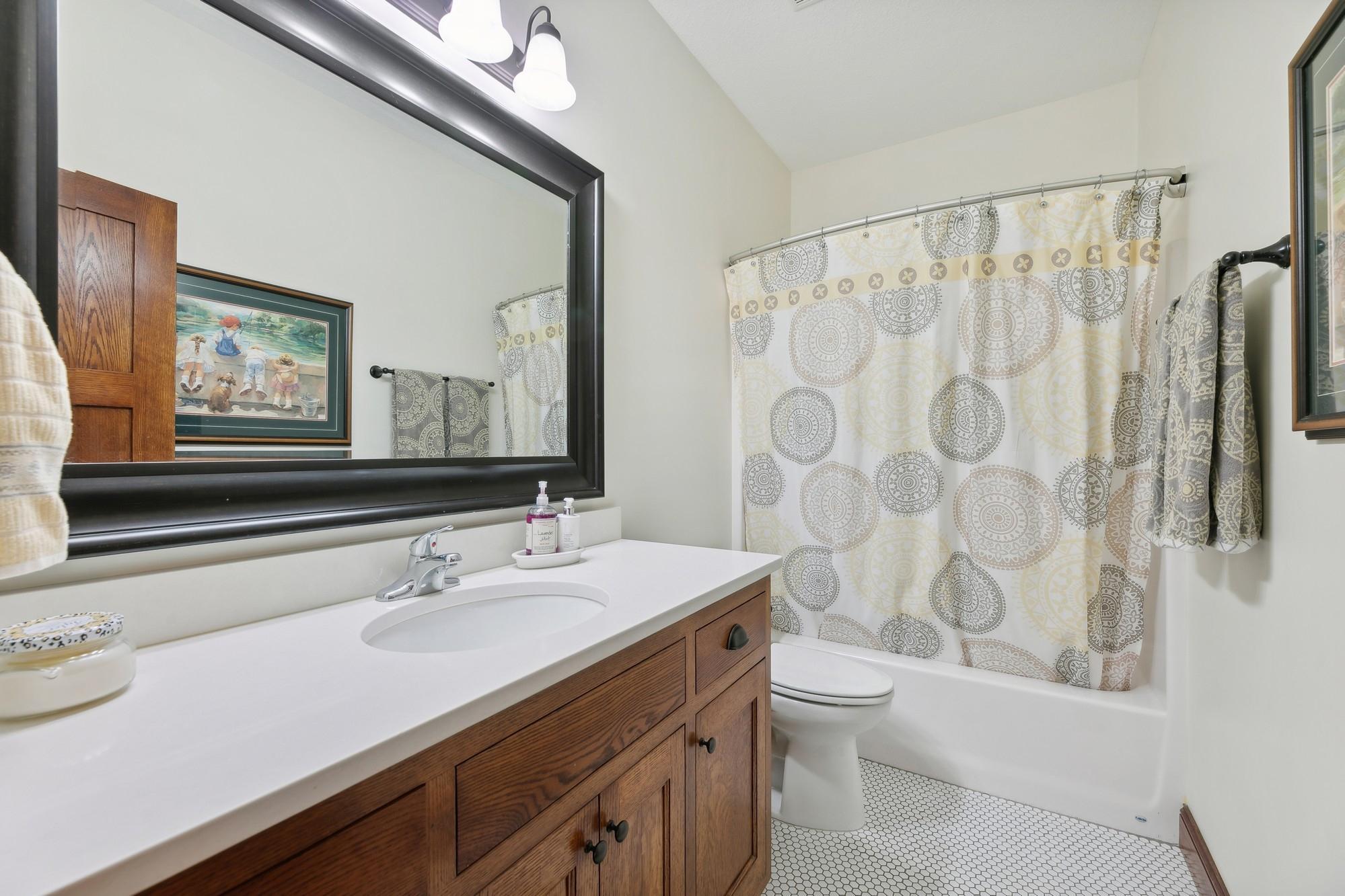 7521 163rd Avenue NW