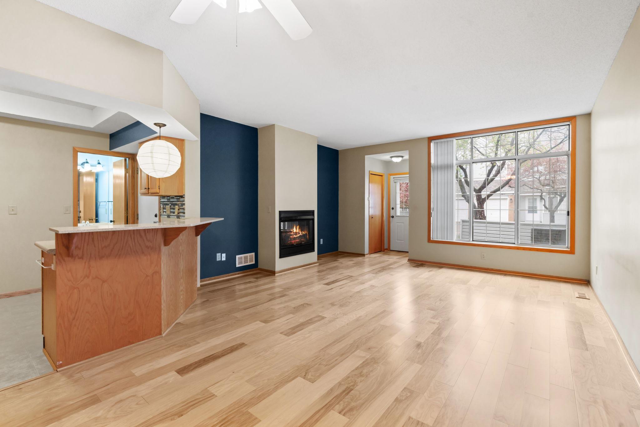 526 Lovell Avenue Unit: 2