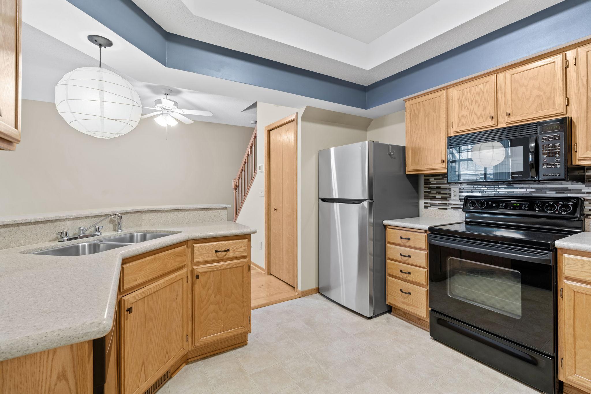 526 Lovell Avenue Unit: 2