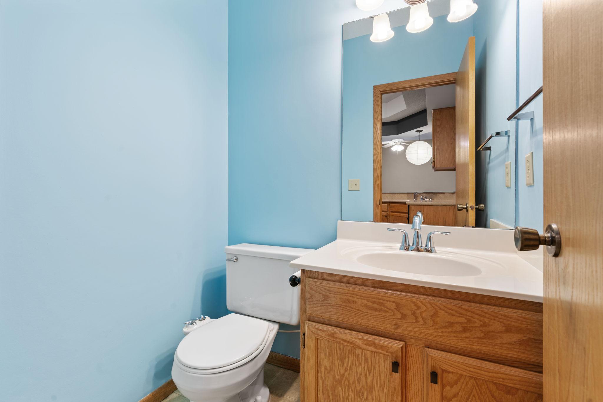 526 Lovell Avenue Unit: 2