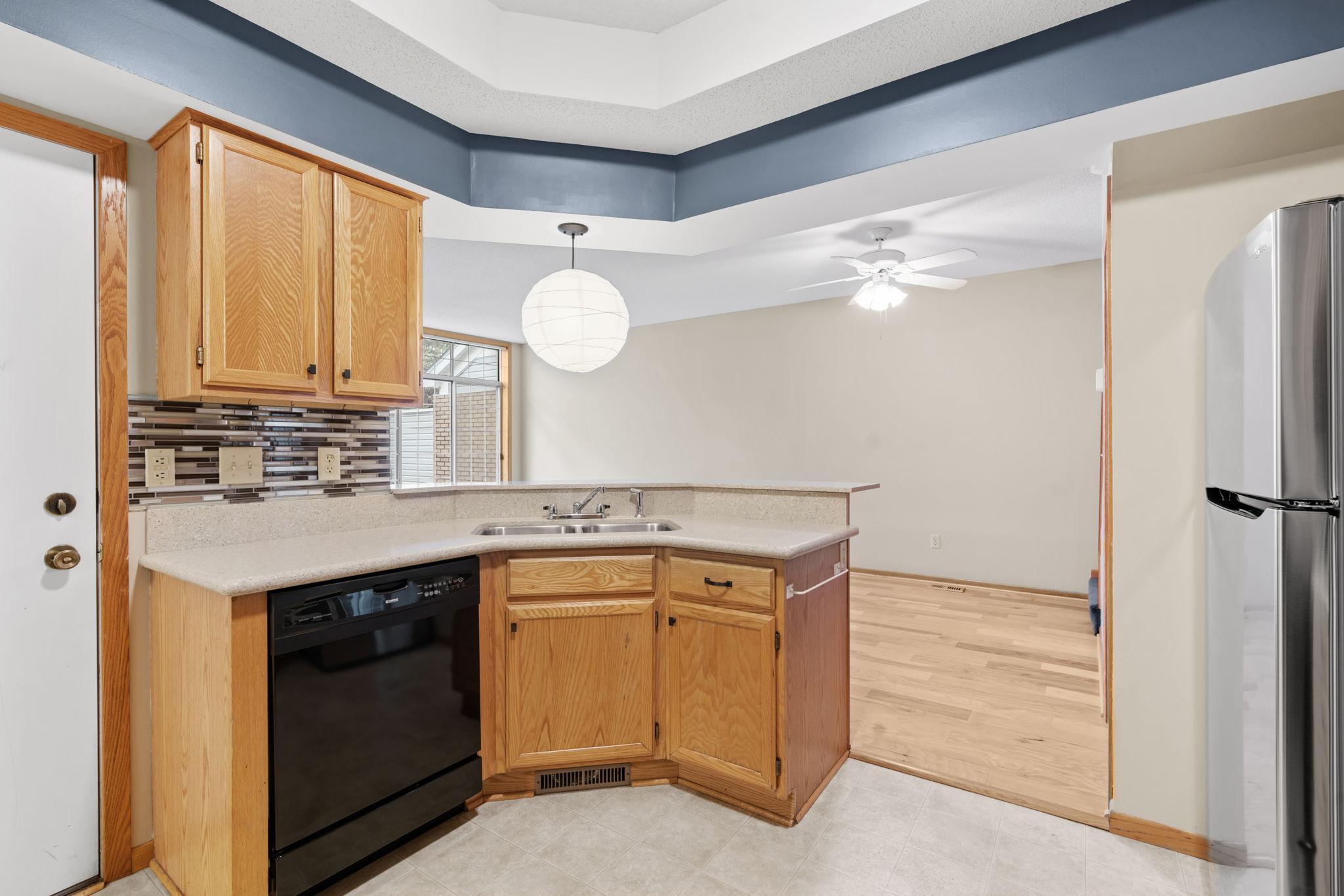 526 Lovell Avenue Unit: 2