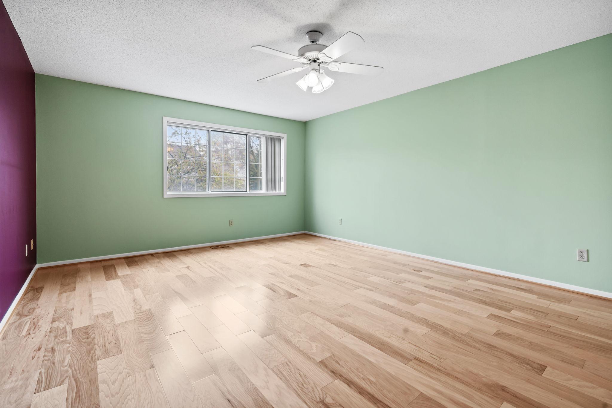 526 Lovell Avenue Unit: 2