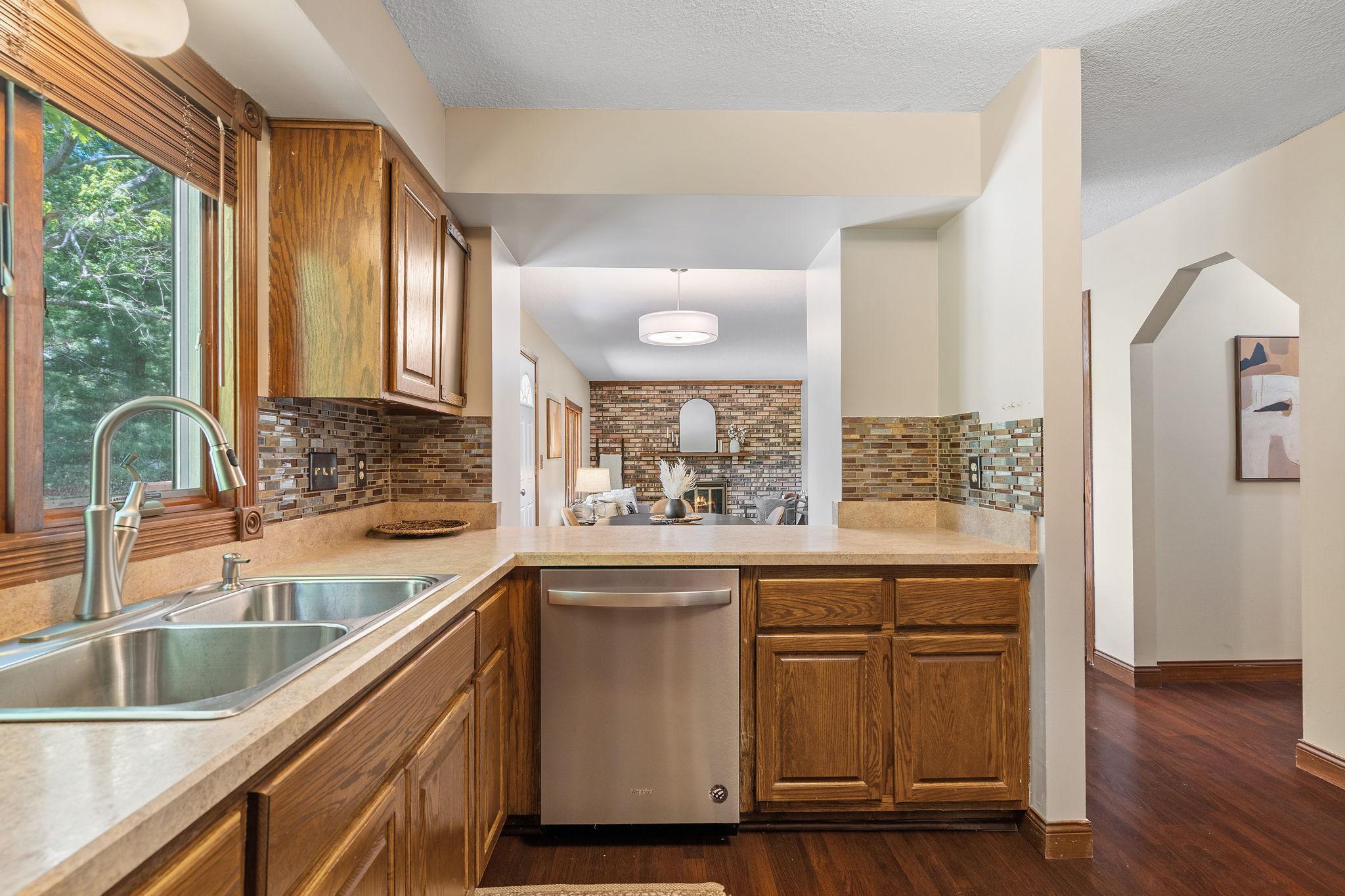 9945 Union Terrace Lane N