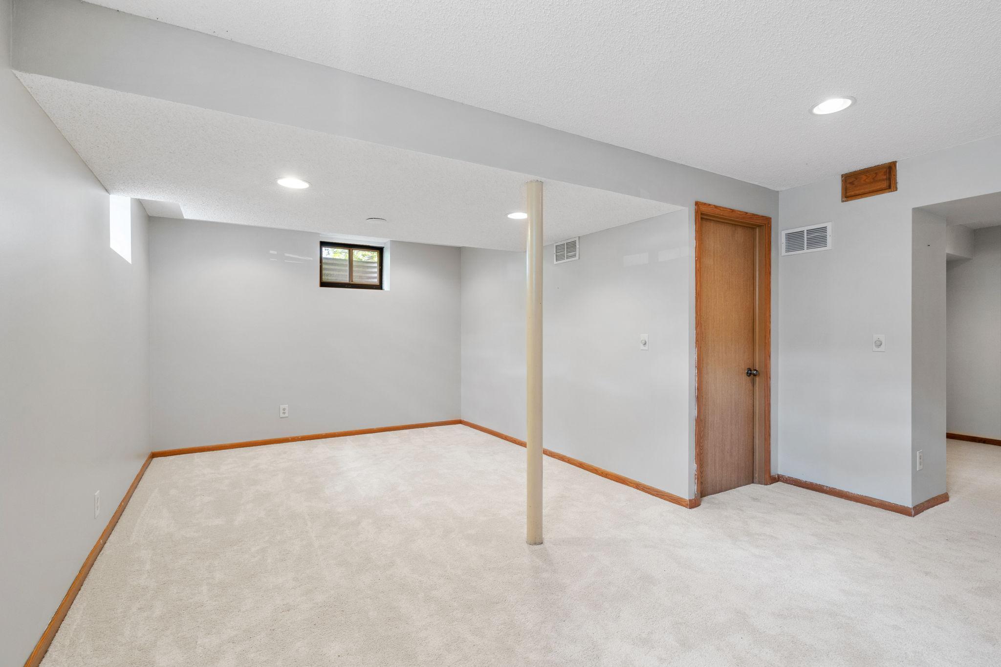 9945 Union Terrace Lane N