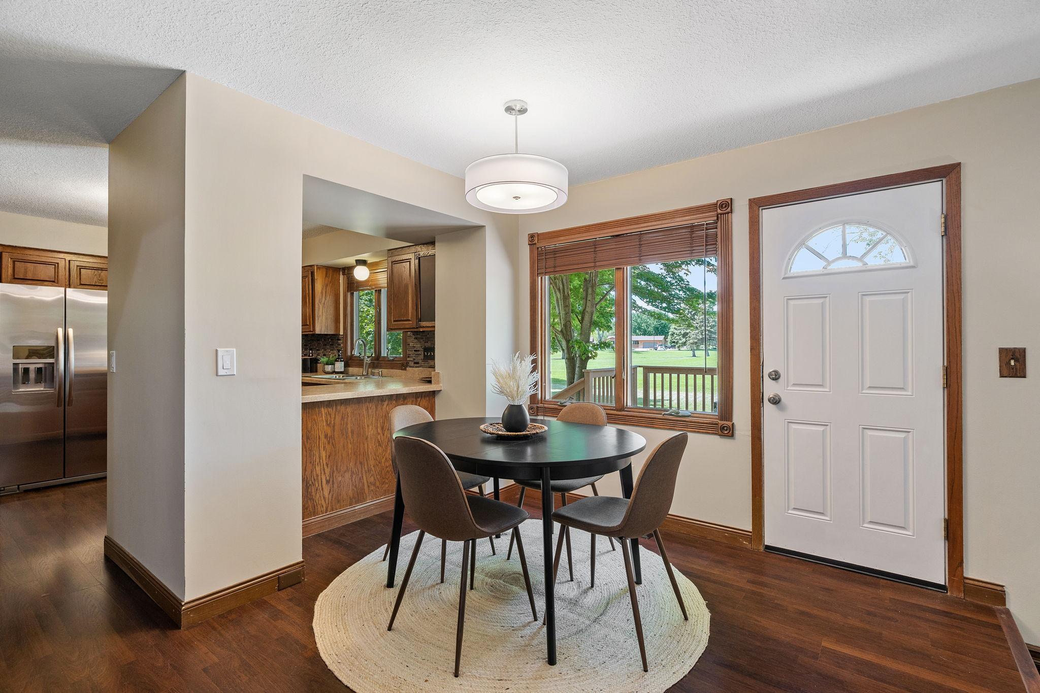 9945 Union Terrace Lane N