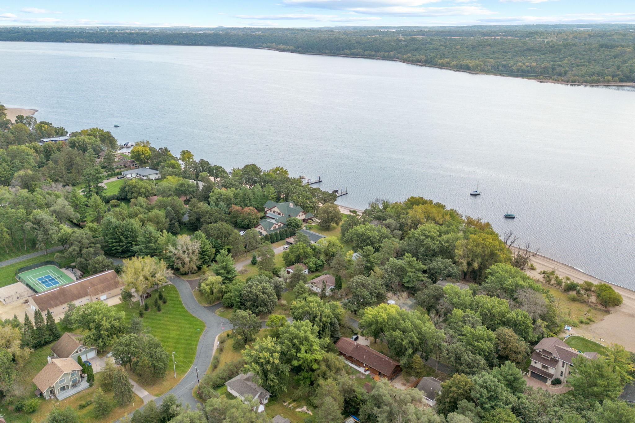 16880 Saint Marys Drive S