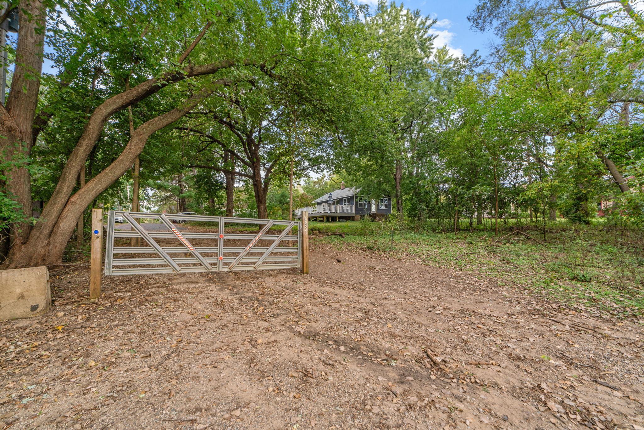 16880 Saint Marys Drive S