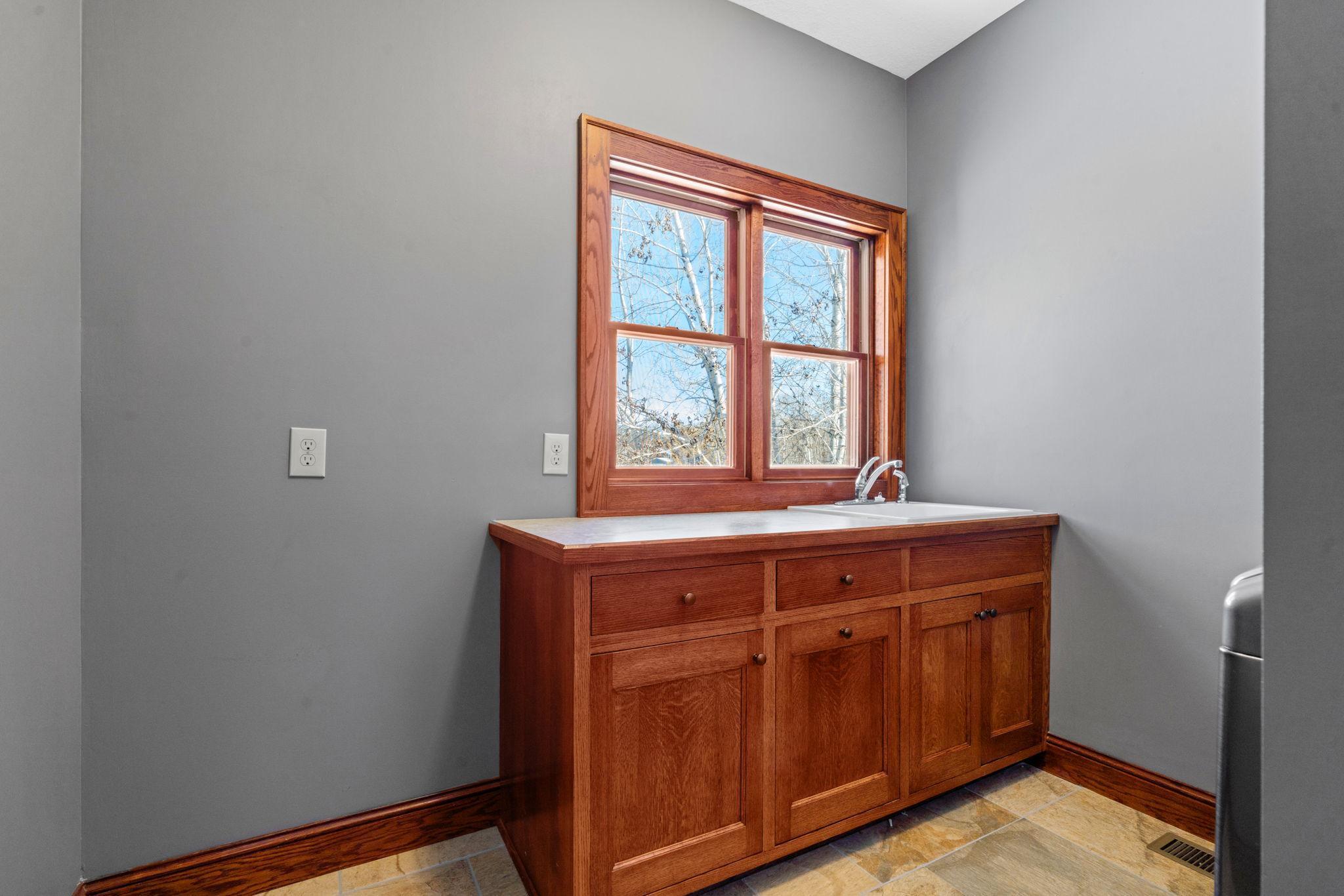 7521 163rd Avenue NW