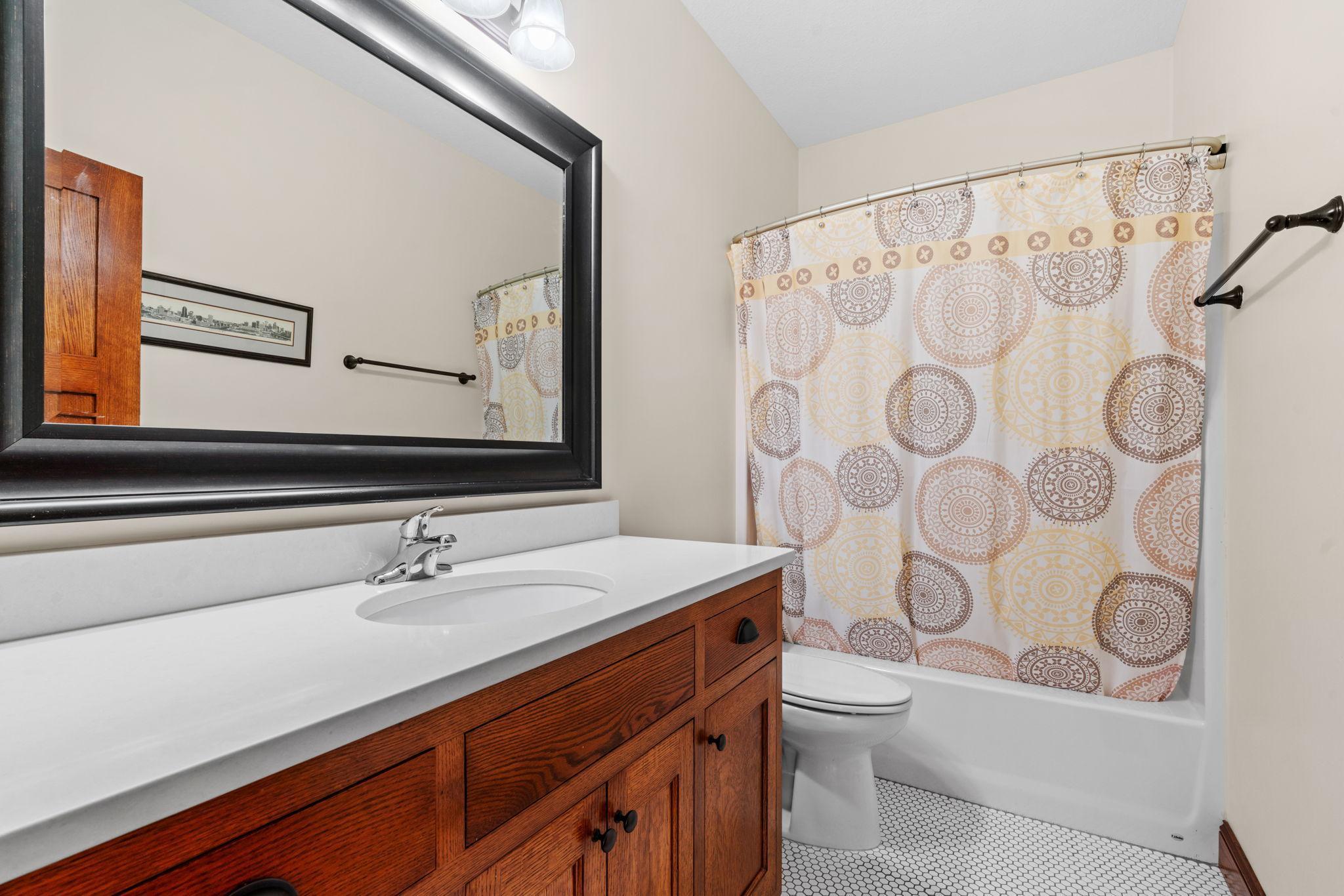 7521 163rd Avenue NW