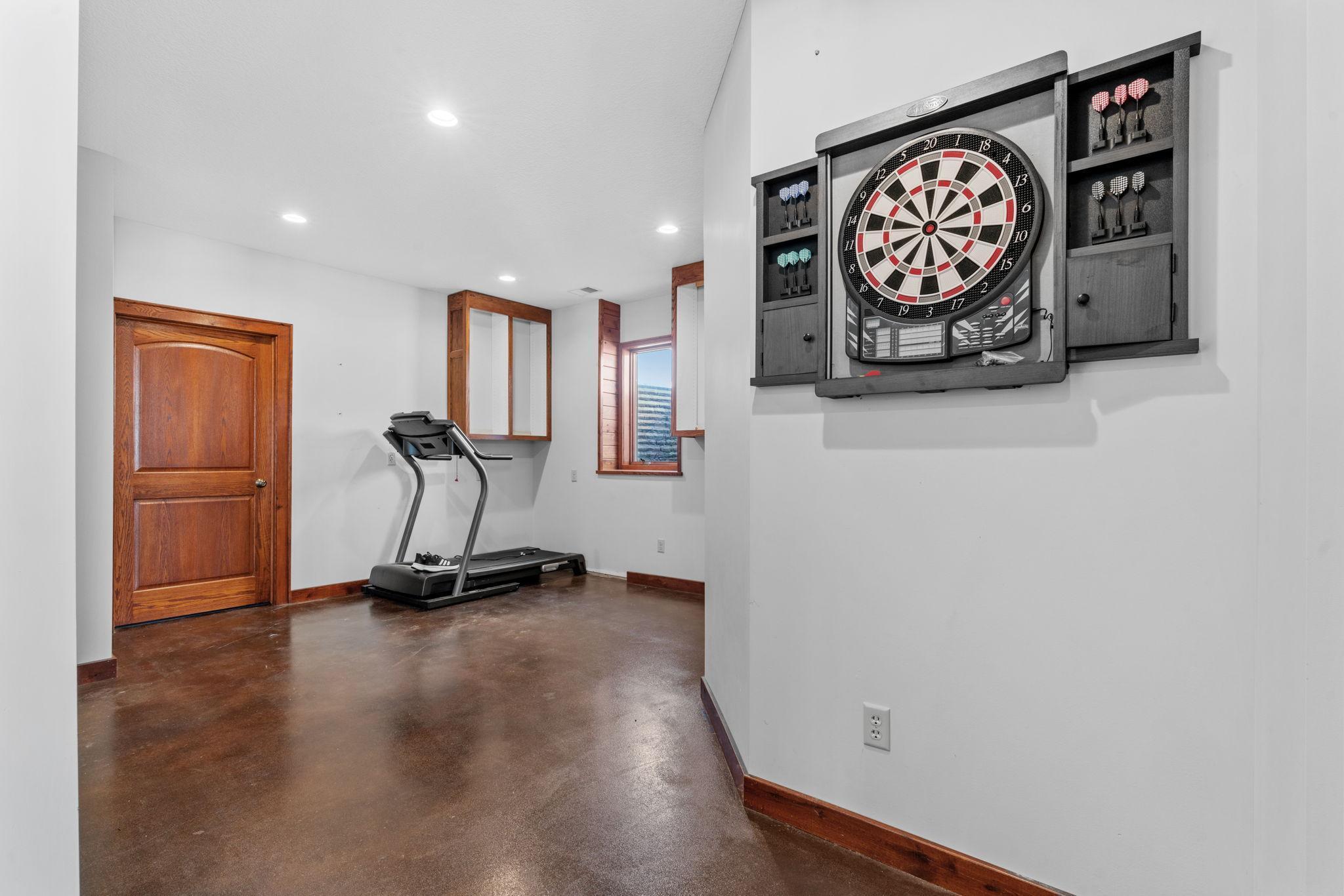 7521 163rd Avenue NW