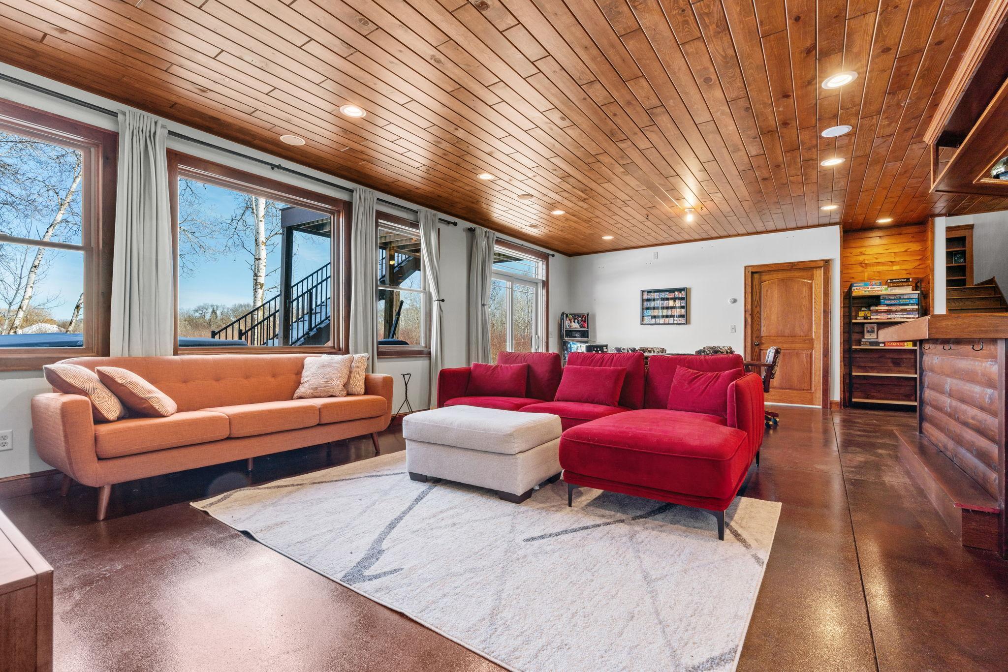 7521 163rd Avenue NW