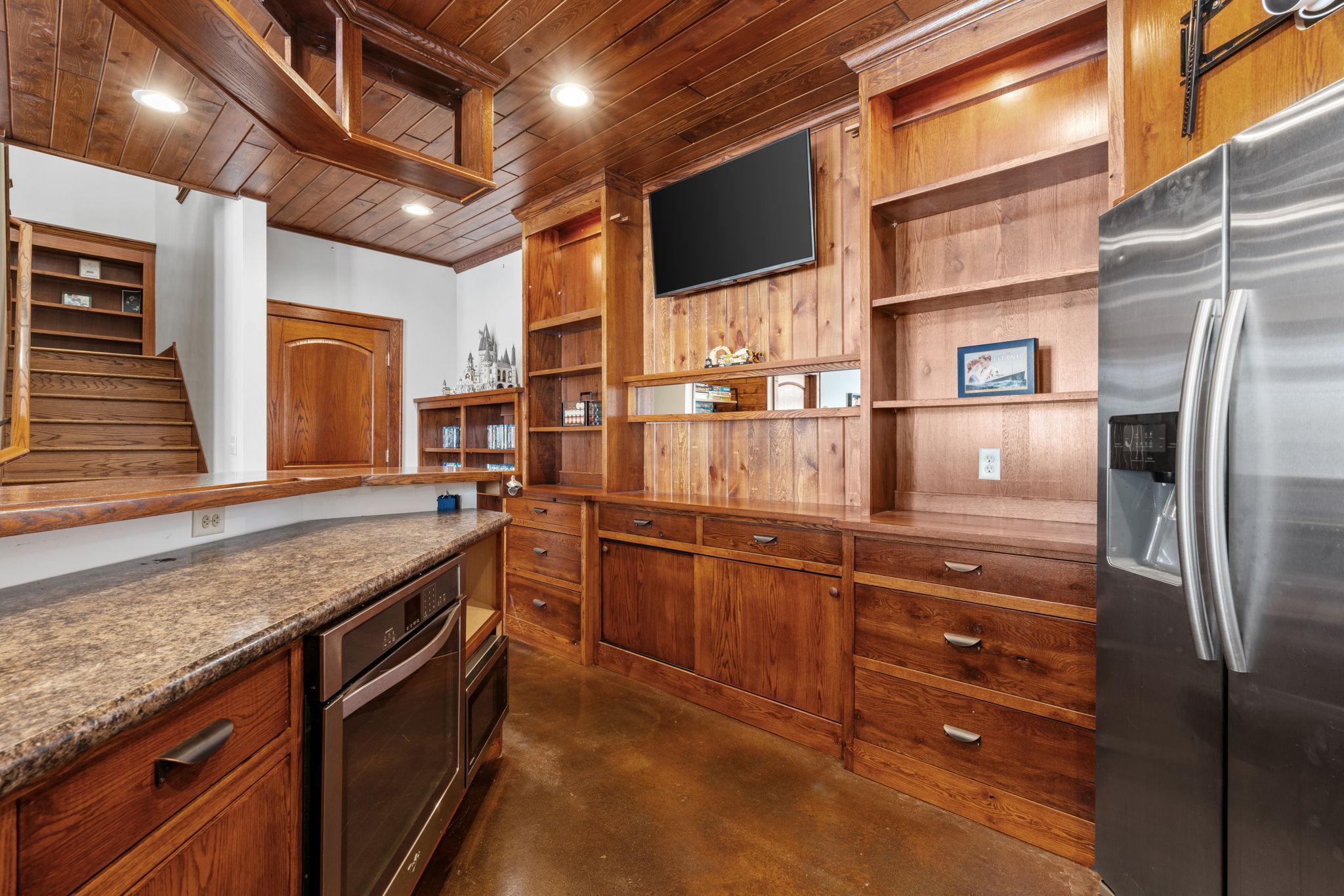 7521 163rd Avenue NW