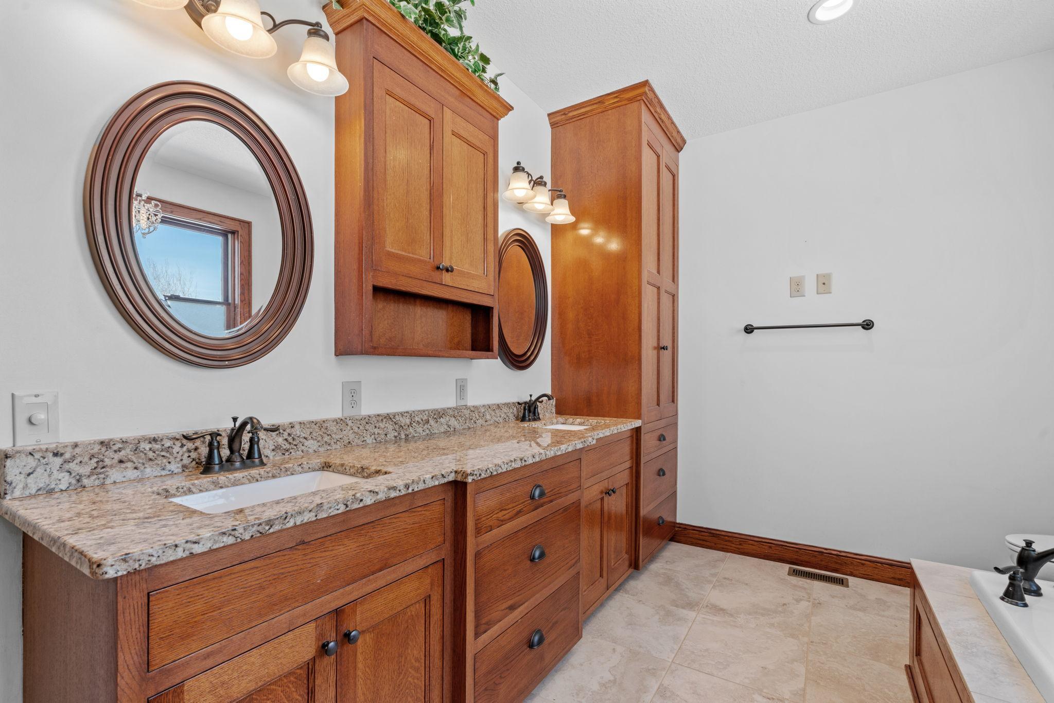 7521 163rd Avenue NW