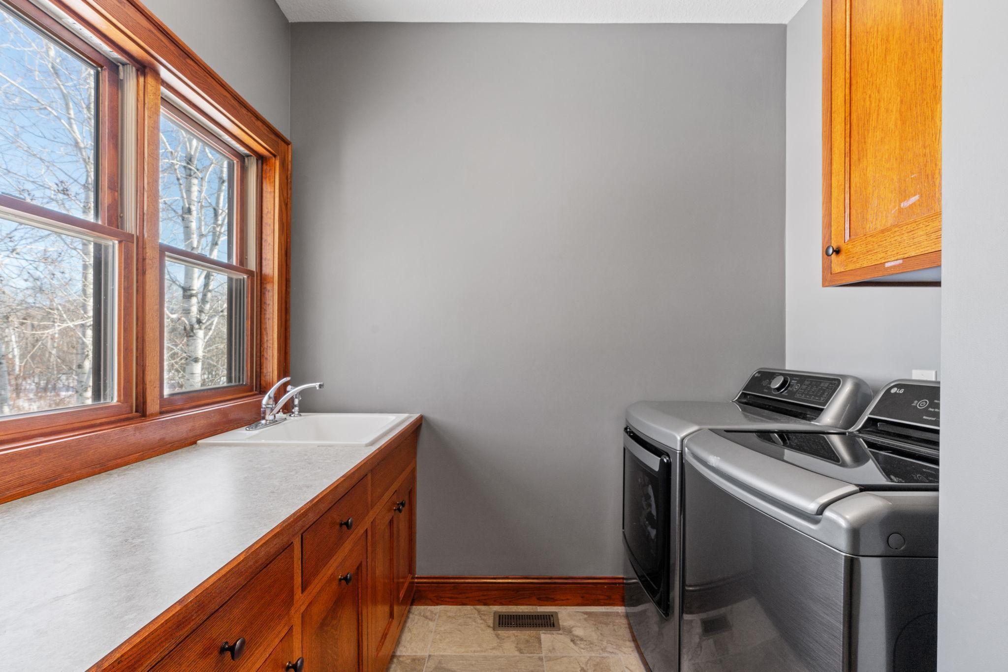 7521 163rd Avenue NW