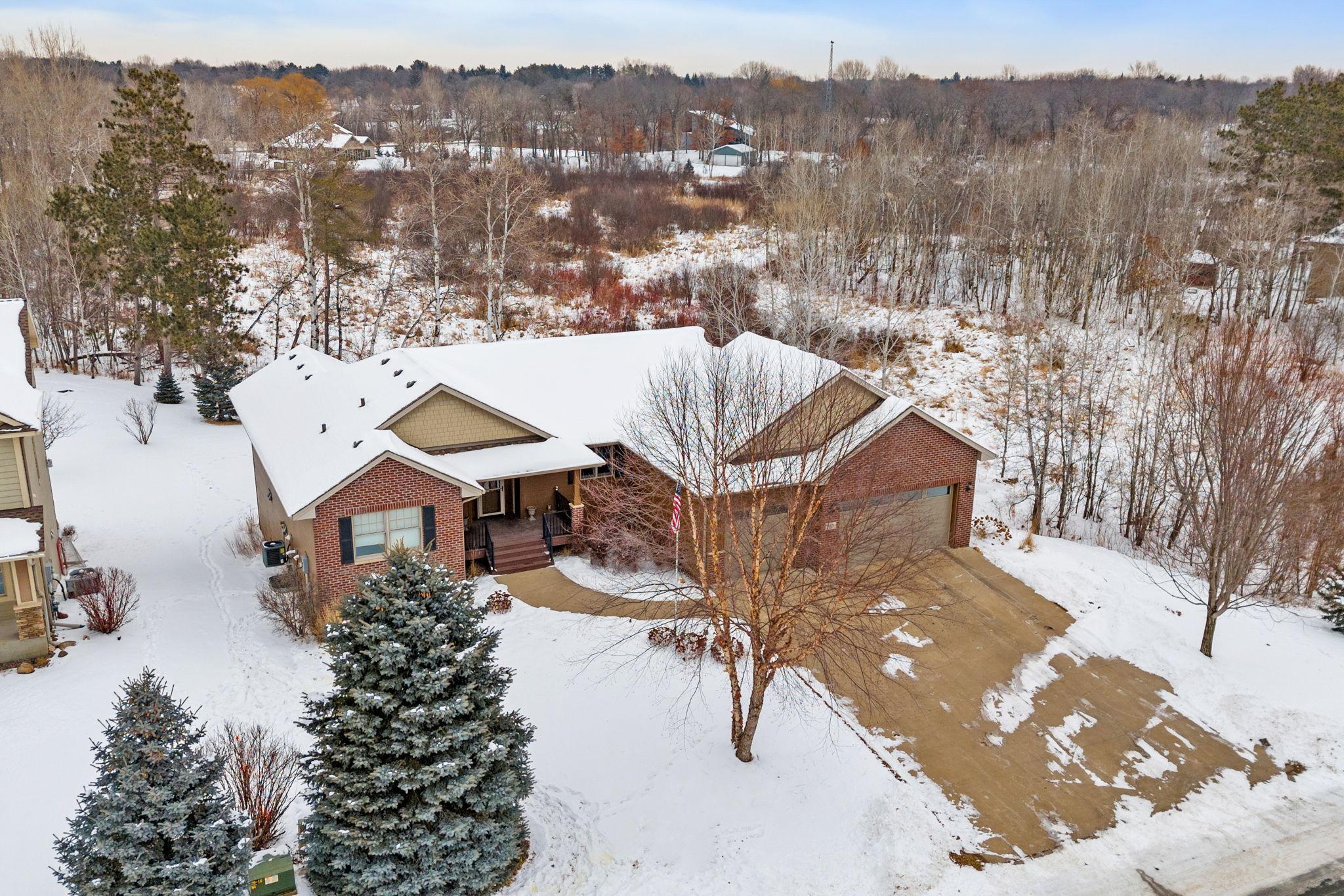 7521 163rd Avenue NW