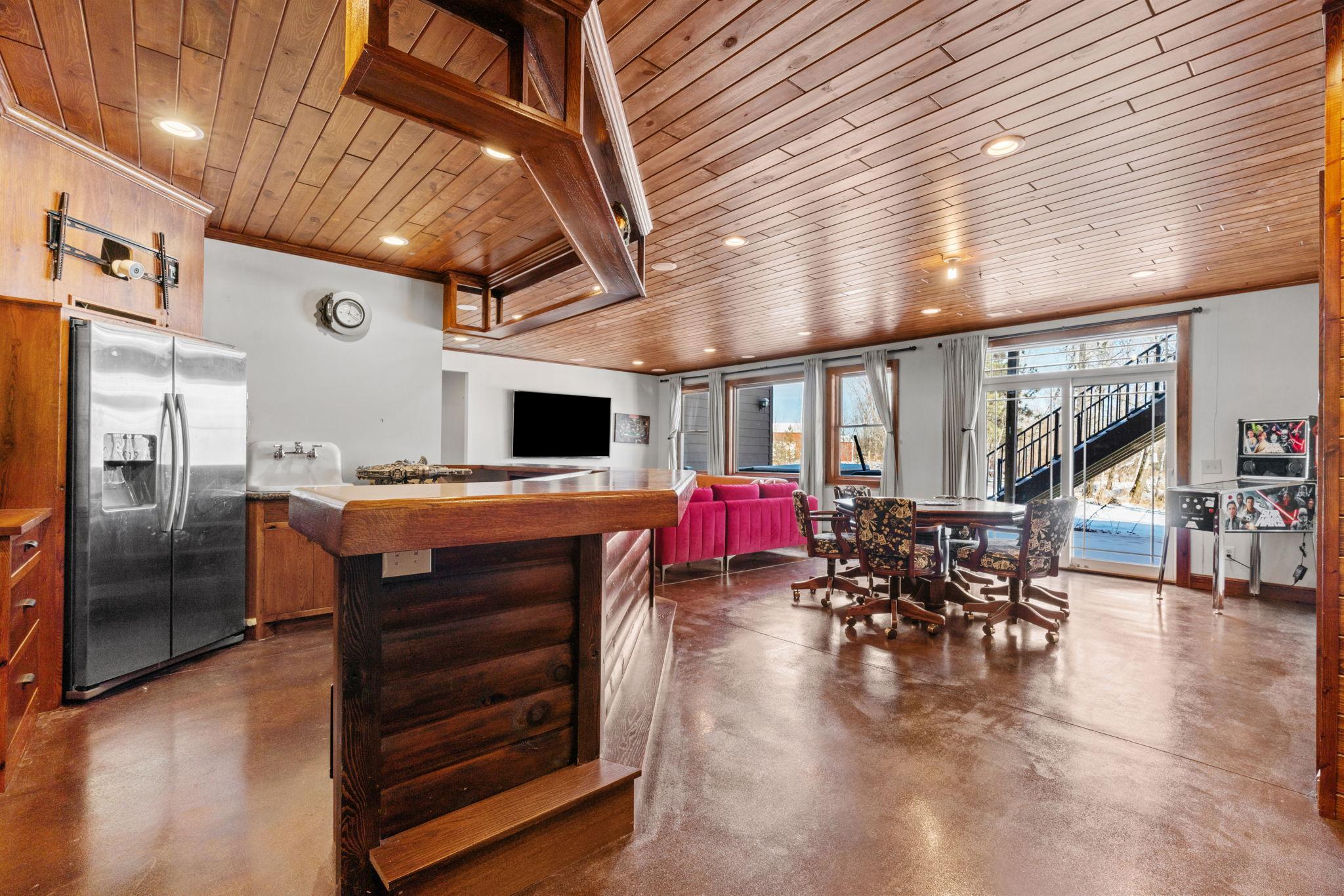 7521 163rd Avenue NW