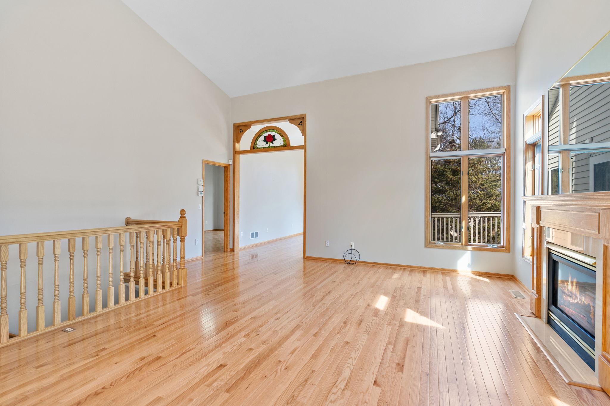 1050 Westcliff Curve