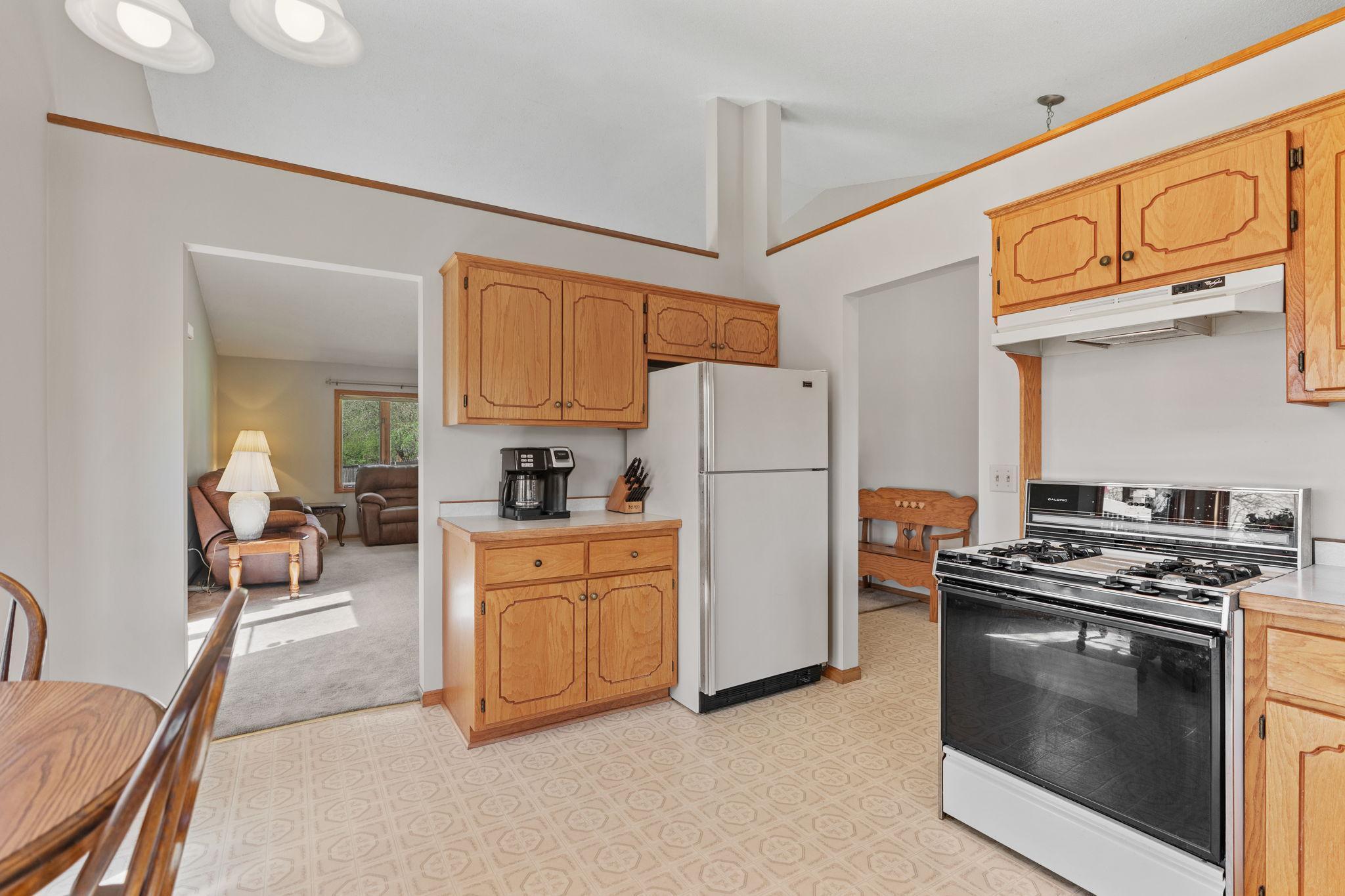 14389 Eveleth Avenue