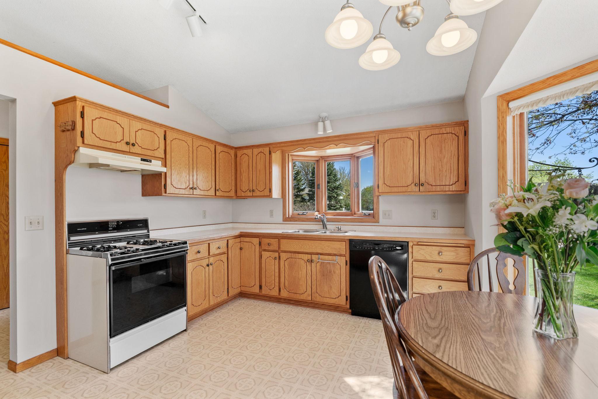 14389 Eveleth Avenue