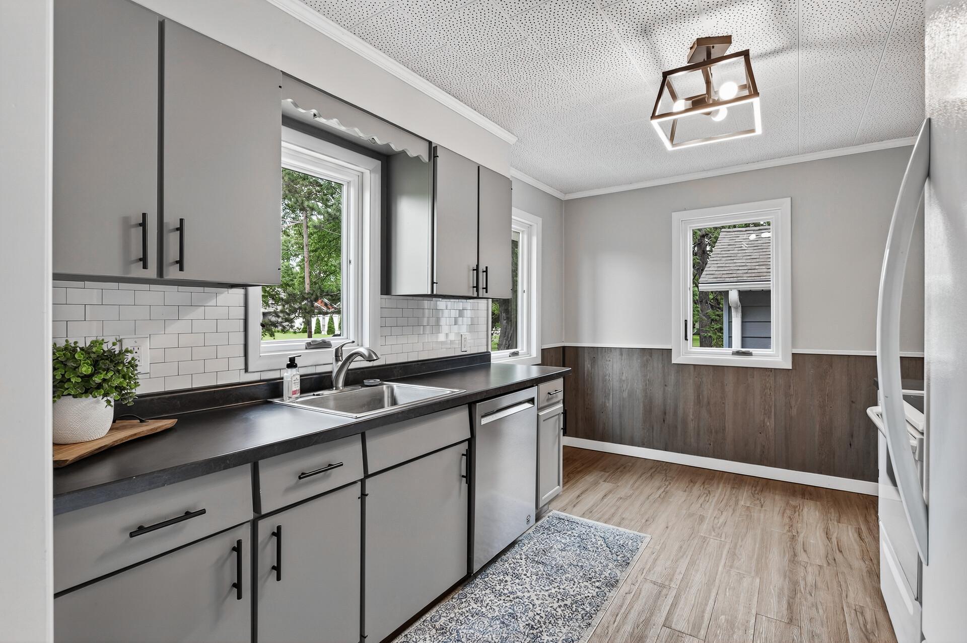 2959 Edgerton Street