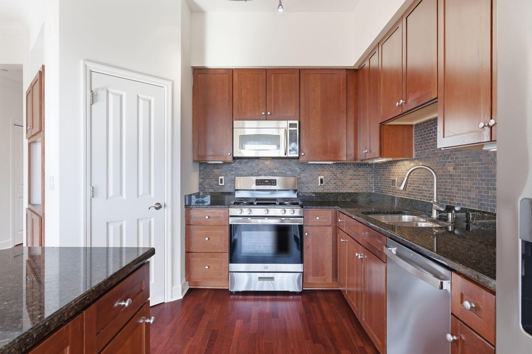 500 E Grant Street Unit: 2406