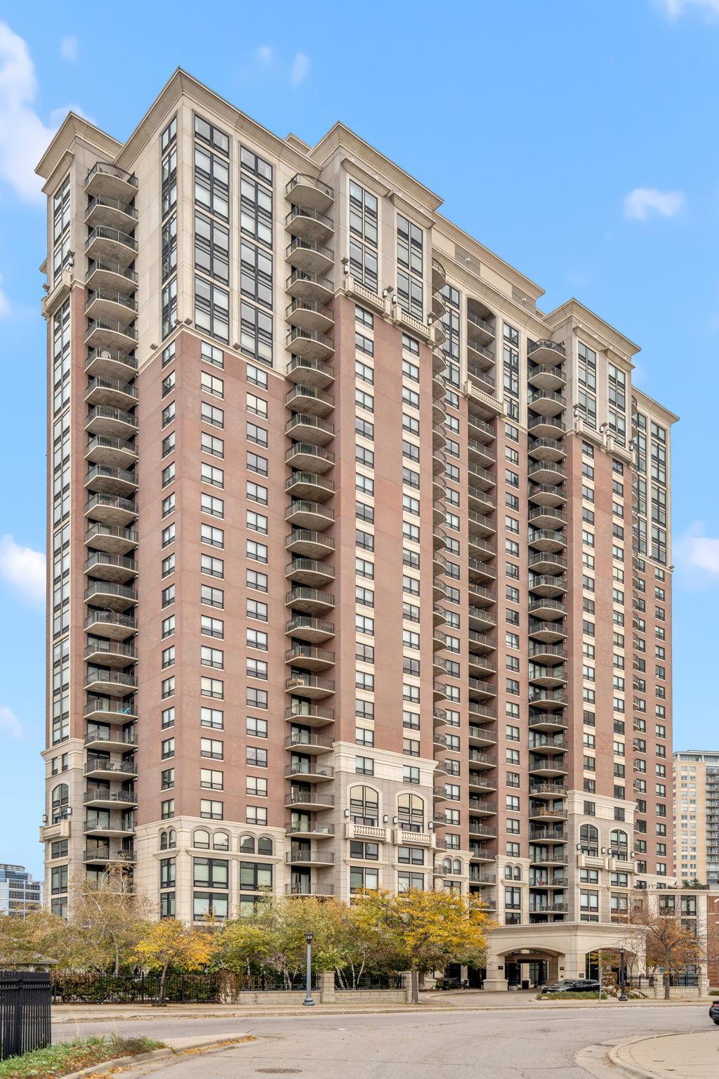 500 E Grant Street Unit: 2406
