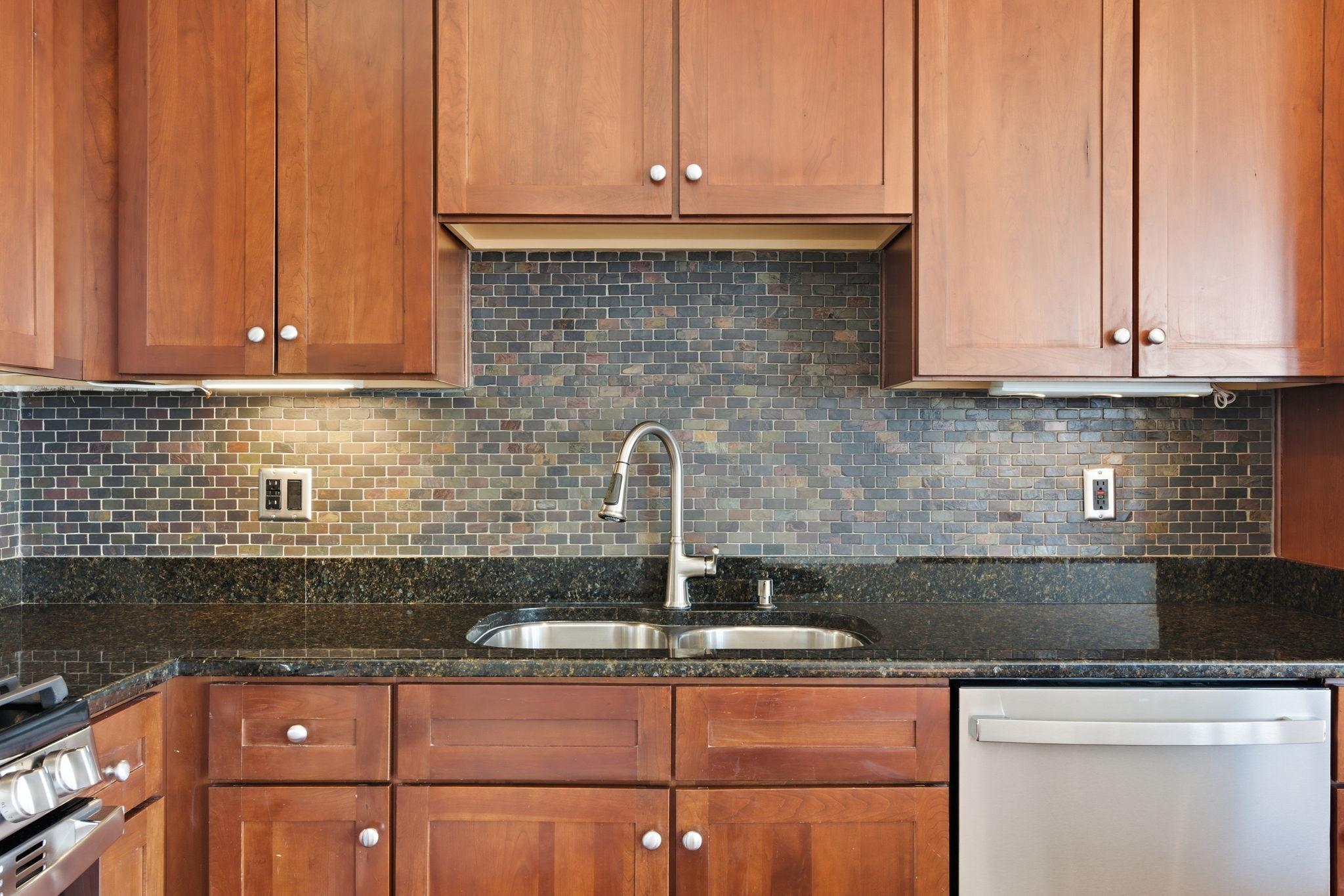 500 E Grant Street Unit: 2406